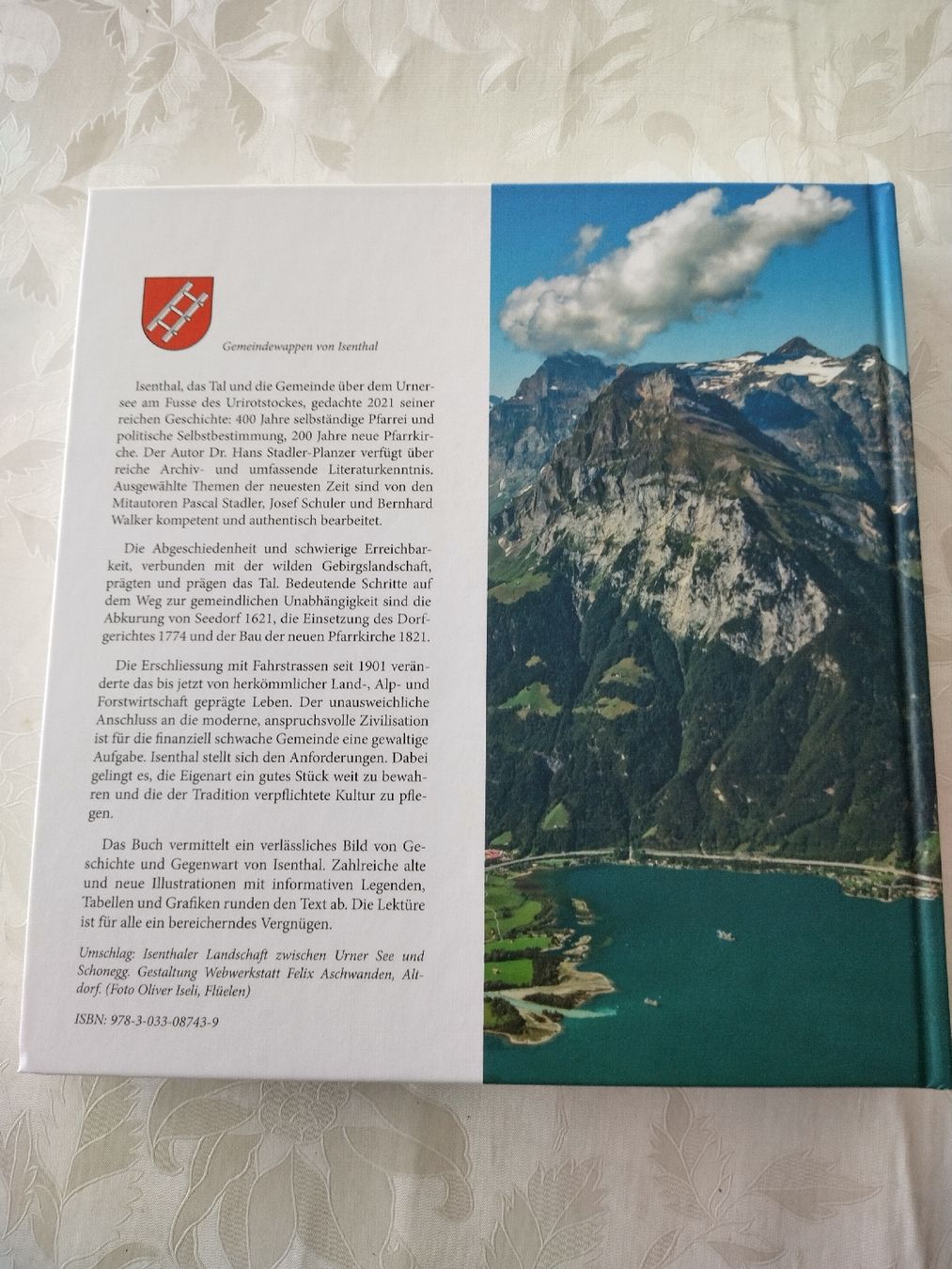Libri: Buch über Isenthal – Nuovo (secondo la descrizione) da Zug venduto da alm_7hyh 1