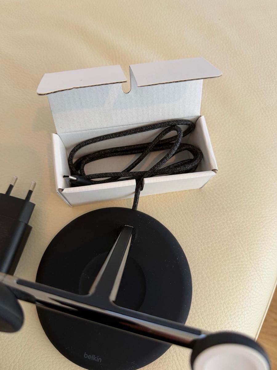 Belkin Caricabatterie: Base de charge pour iPhone  – Usato da Chêne-Bougeries venduto da adzg 7