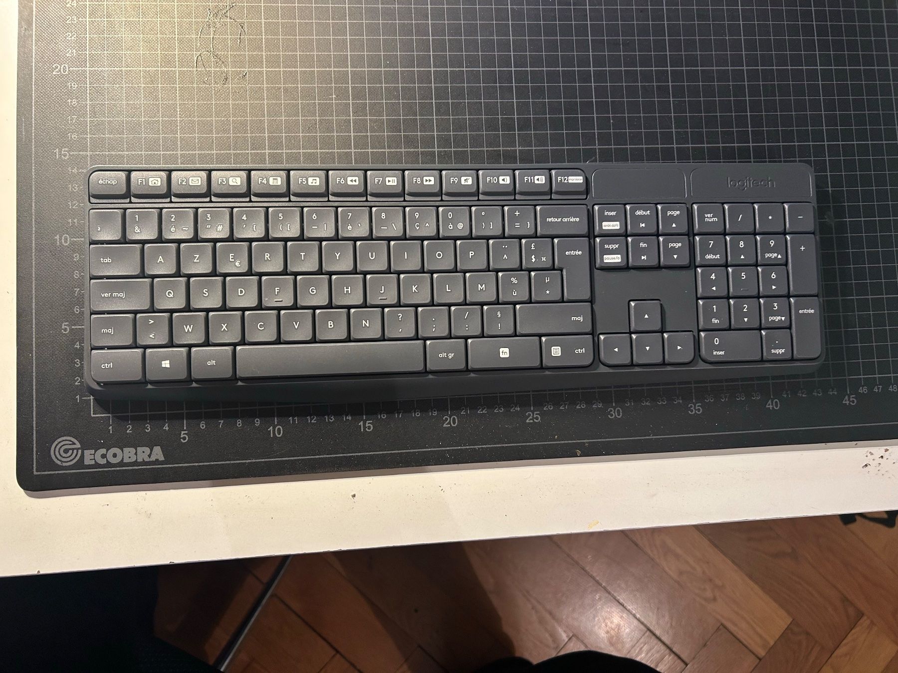 Logitech Claviers: Logitech Tastatur MK235 – Neuf (Voir description) à Bern par The_One_Salesman