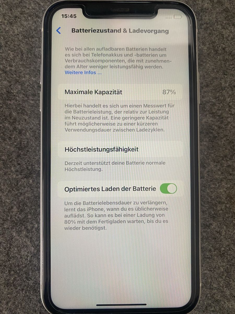 Apple Portables: Iphone XR 64 GB – D'occasion à Kloten par Rigibohne 1