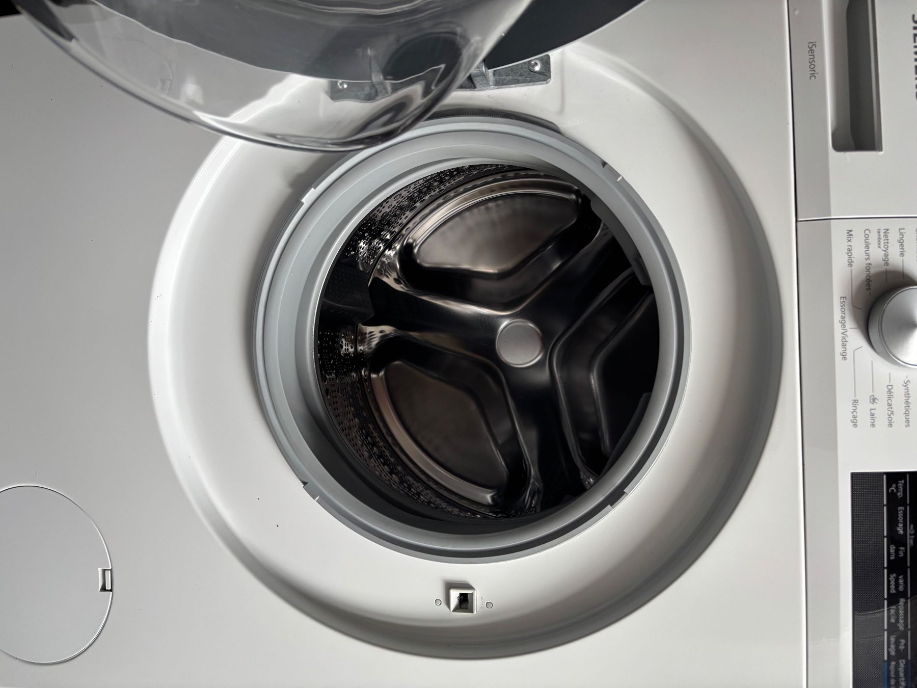 Siemens Lavatrici: Machine Siemens iQ300 – Usato da Genève venduto da rom_gvq5 2
