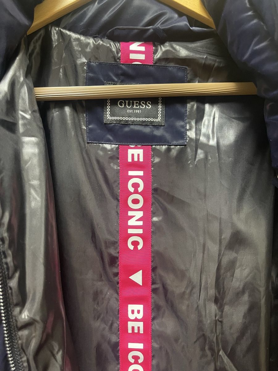 Guess Mäntel: Guess Winterjacke Grösse XL, neuwertig – Gebraucht aus Elsau von isidobrany09 1