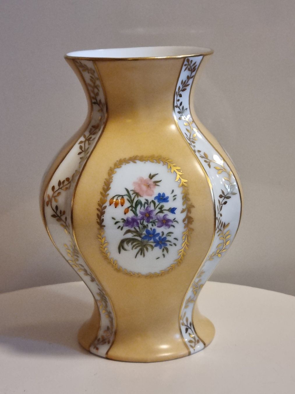 KPM Vasi & Recipienti: Royal KPM Bavaria Vase handbemalt 1994 – Usato da Scharnachtal venduto da devin03