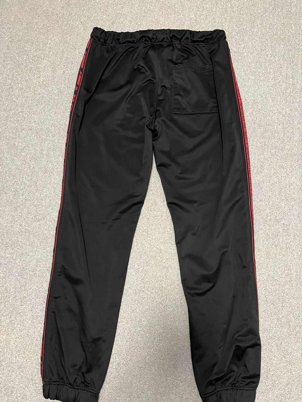 Pantaloni: Jogginghose Atlas von Men Gr L – Usato da Kleindöttingen venduto da nev_tn7c