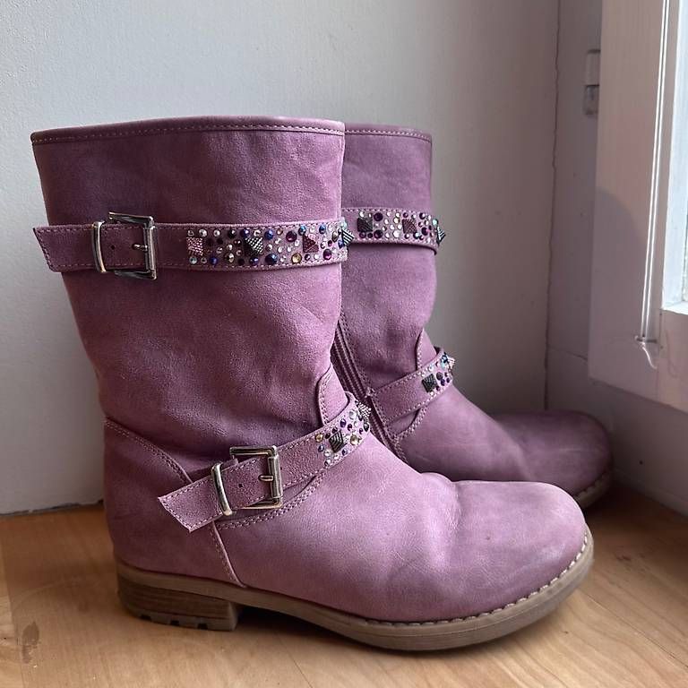 Scarpe per ragazze: Herbststiefel Mädchen 36 – Usato da Malans GR venduto da aicul31