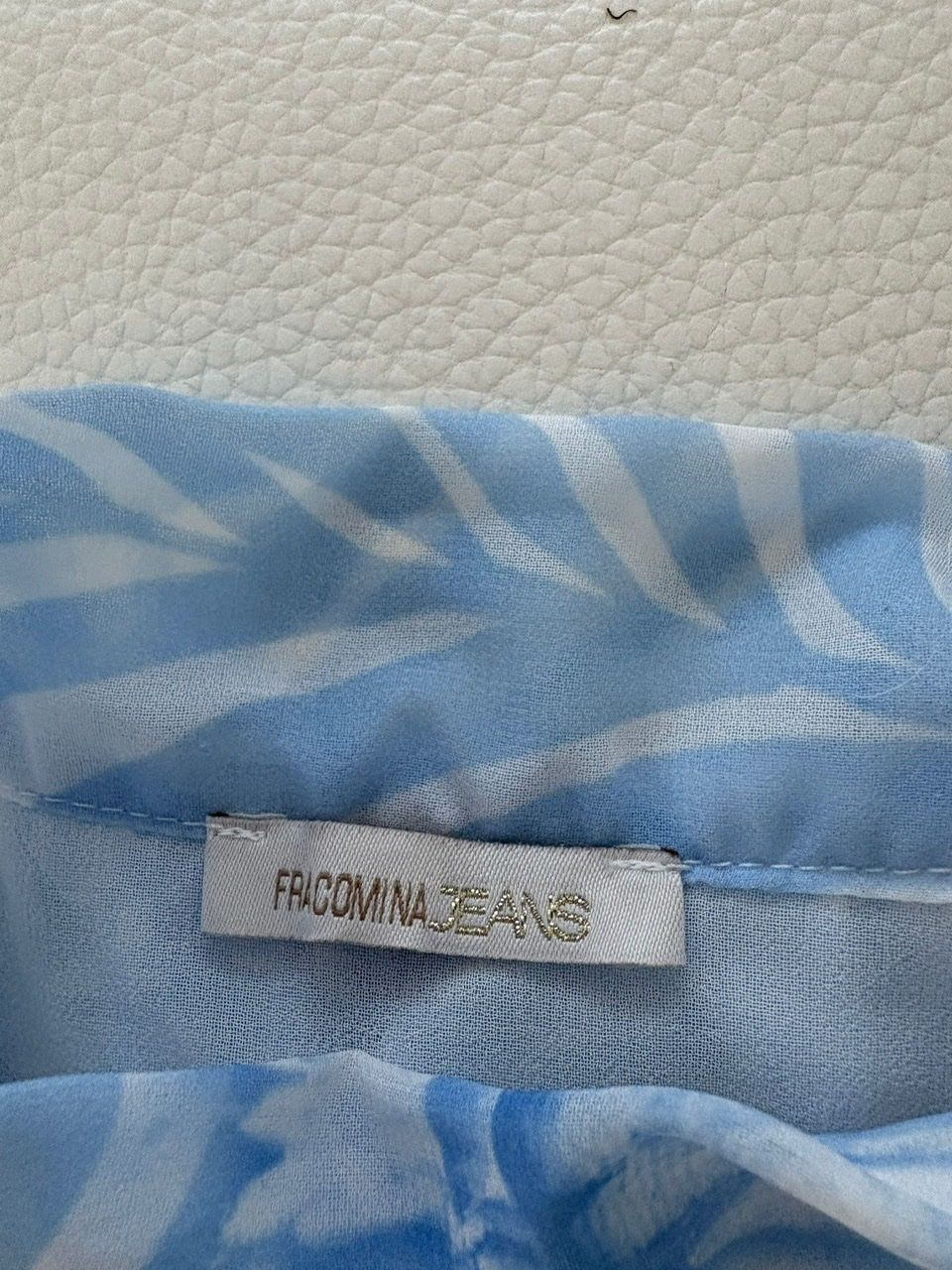 Top: Top Fricomina Jeans – Usato da Jonschwil venduto da Dr.MeganHunt 1