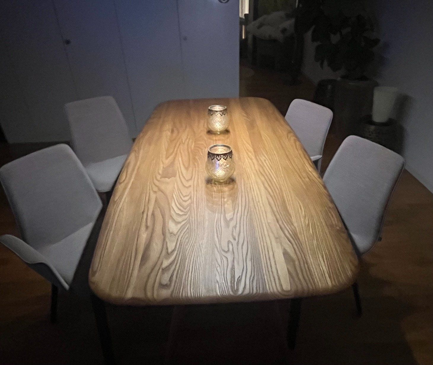 Set di tavolo e panche: Esszimmertisch mit Stühlen (Massivholz v. RESEDA Swiss made) – Usato da Luzern venduto da Wkr 3