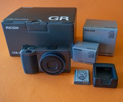RICOH GR IIIx Urban Edition
