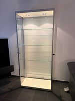 Glasvitrine Alu mit Beleuchtung abschliessbar, guter Zustand