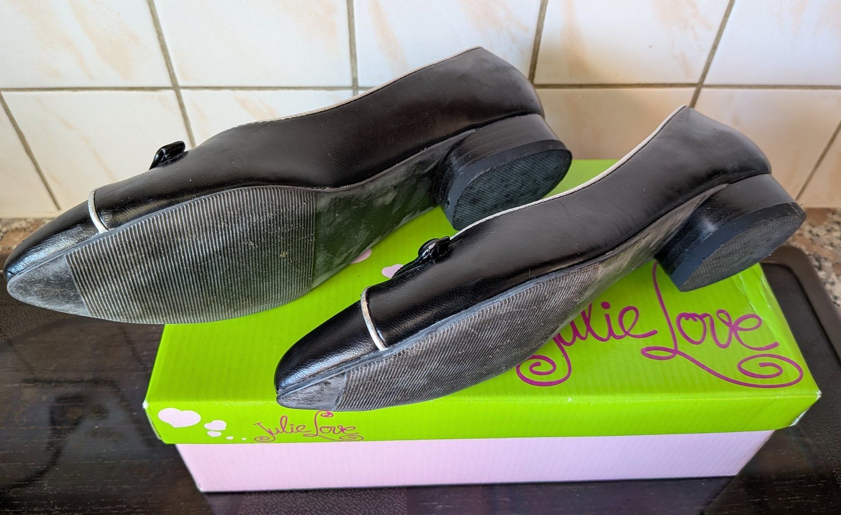 Scarpe per ragazzi: Escarpins noirs "Julie Love" – Usato da Villariaz venduto da Mariejoconde 2