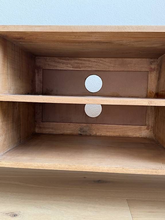 TV Möbel: TV Möbel  Echtholz  – Gebraucht aus Uitikon Waldegg von Parson81 1