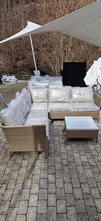 Divani: Gartenlounge neu ablager – Nuovo e nell'imballaggio originale da Lützelflüh-Goldb venduto da Rampenverkauf_72_ 1
