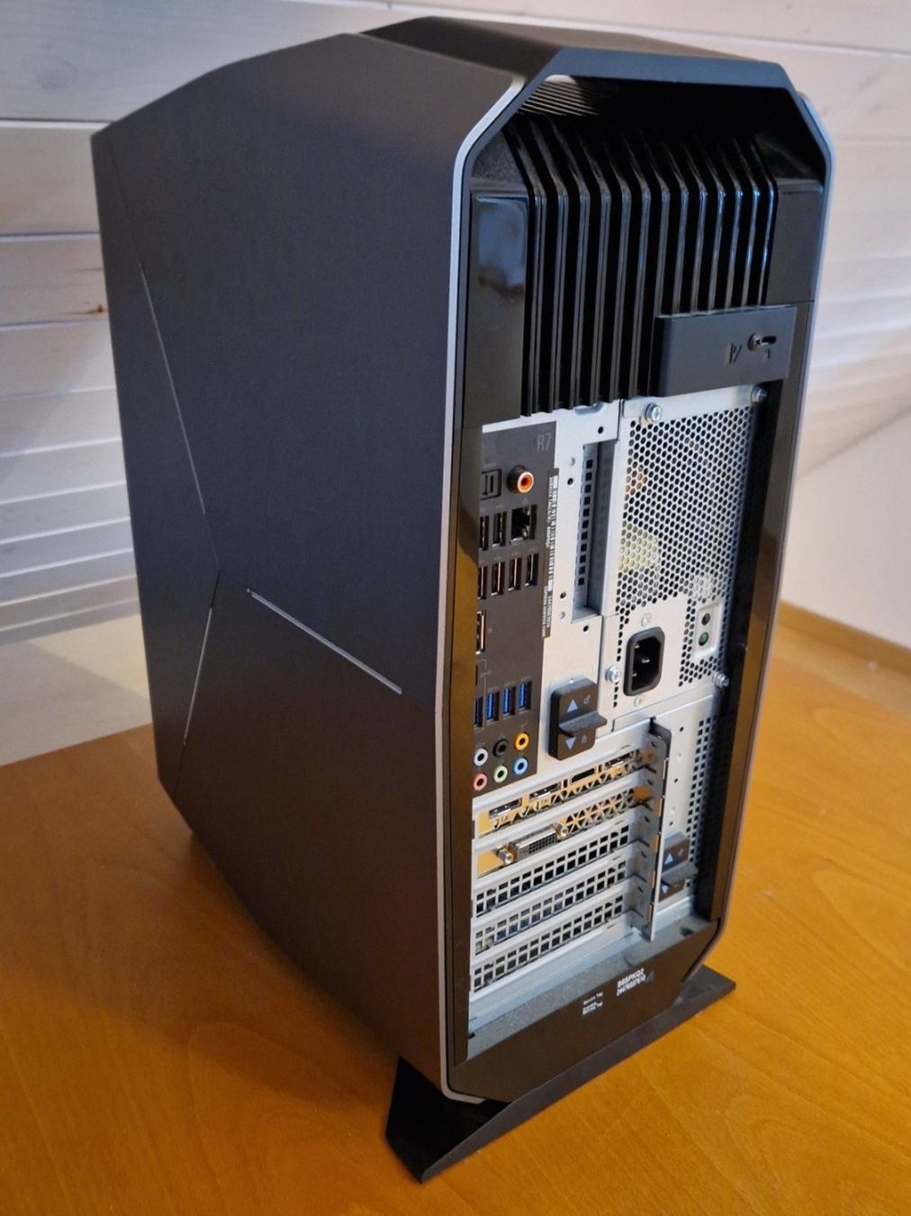 Alienware PCs: Alienwear Aurora R7 Gaming PC – Gebraucht aus Theilingen von  3