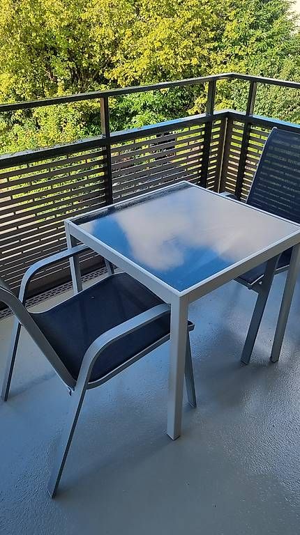 Set de table et chaises: Gartentisch + 2 Stühle – D'occasion à St. Gallen par mar_bx6m 1