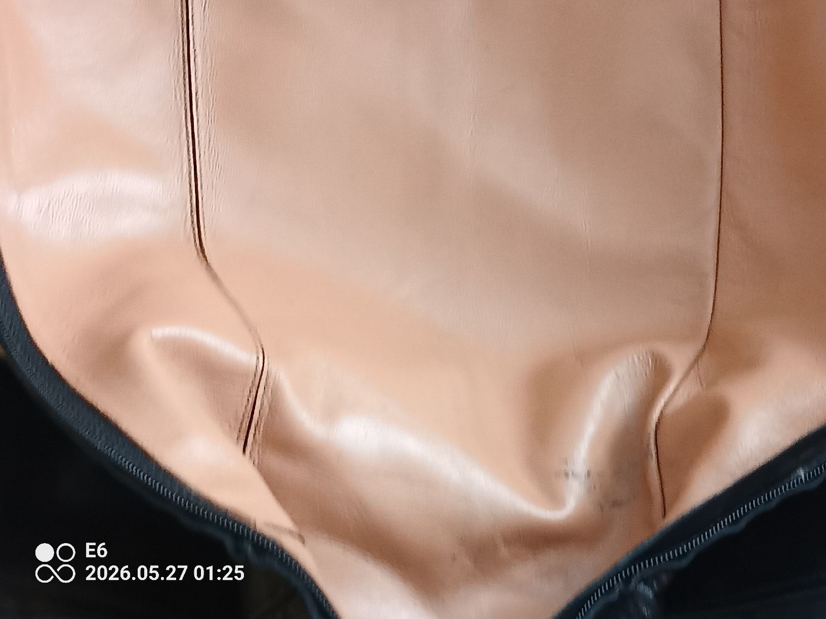 Scarpe da donna: Eleganter Stiefel mit Plateau – Usato da Zürich venduto da Mitzi6 4