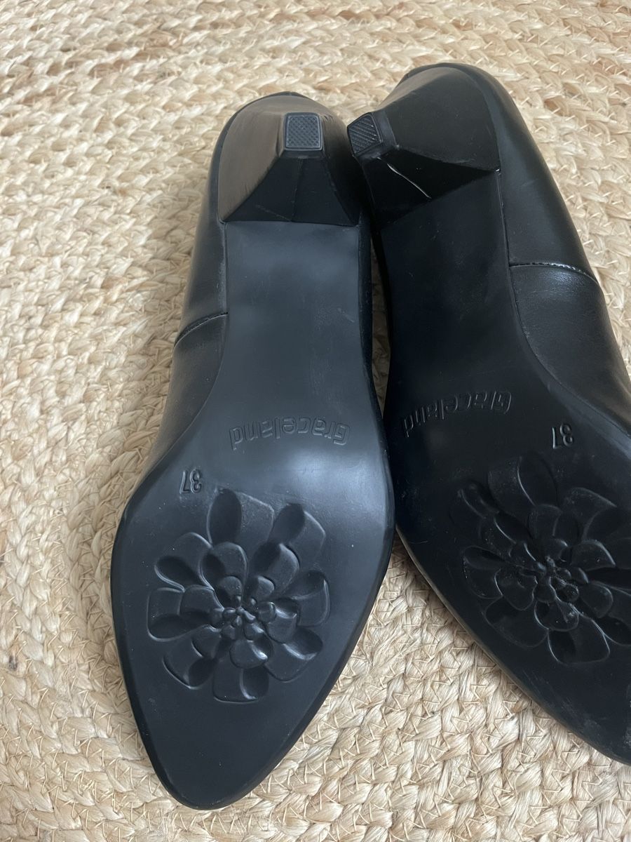 Scarpe da donna: Pumps von Graceland, schwarz Grösse 37 – Usato da Sax venduto da _Kornblume_ 2