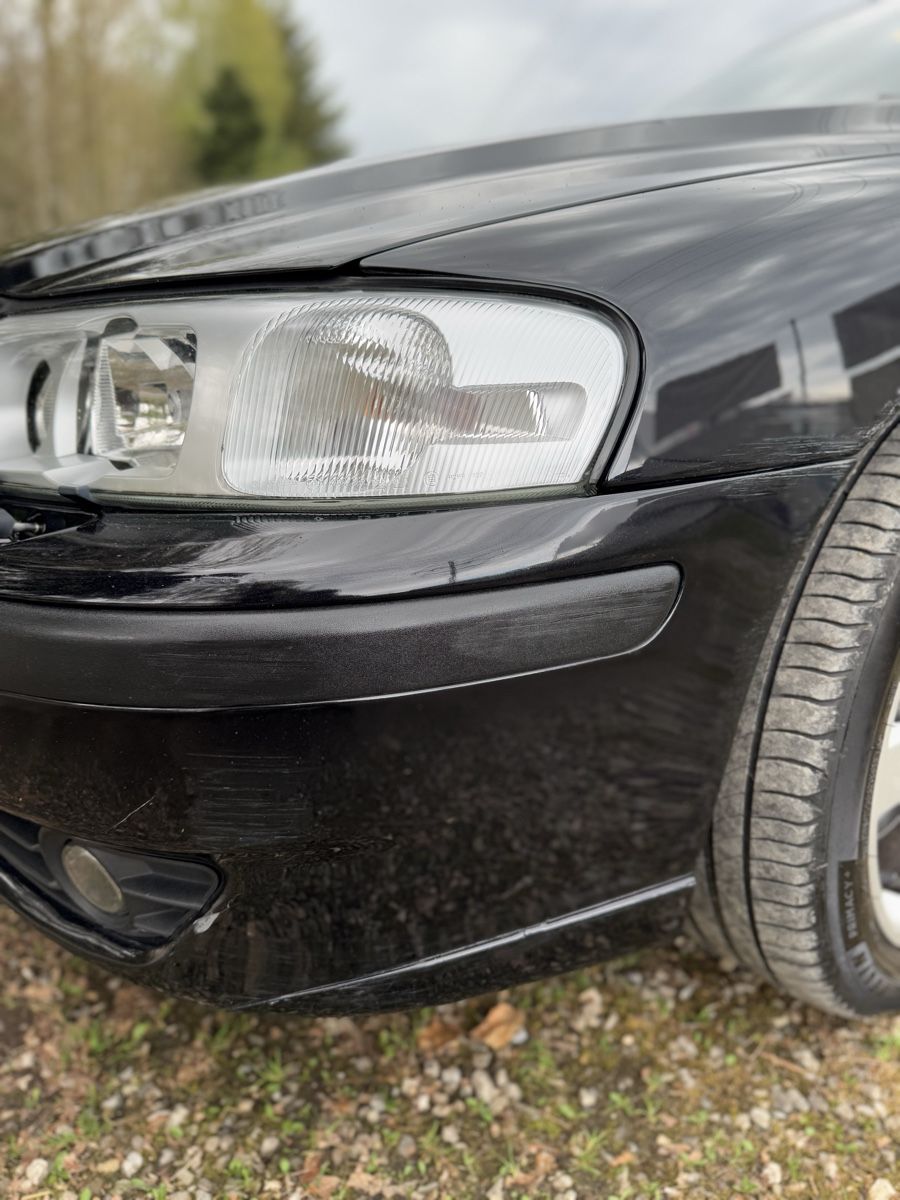 Volvo Automobili: Volvo V70R AWD Handschalter – Usato da Langenthal venduto da Marola05 6