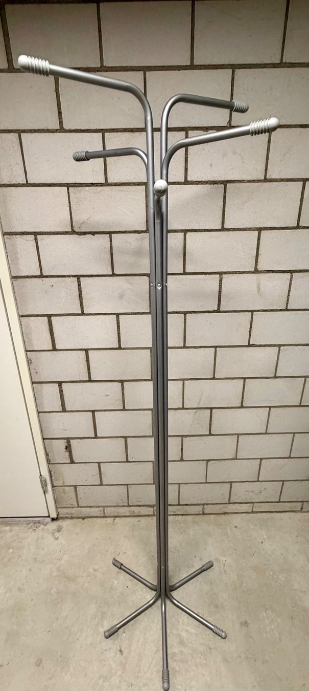 Ikea Guardaroba: Kleiderständer von Ikea – Usato da Kloten venduto da jfd_9v9v