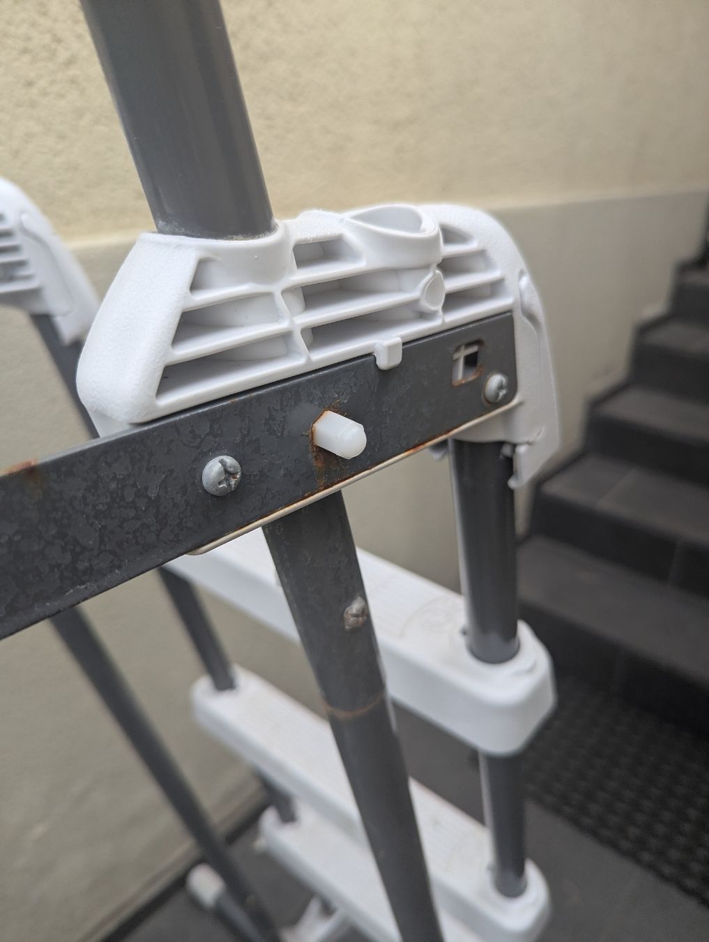 Intex Piscines: Leiter Pool Intex Gebraucht – D'occasion à Gerlafingen par rcrd 2