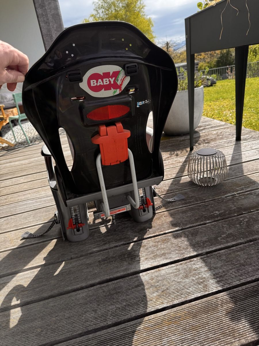 Pezzi di ricambio: Velo Kindersitz Okbaby mit Pletscher – Usato da Zürich venduto da Aesti 2