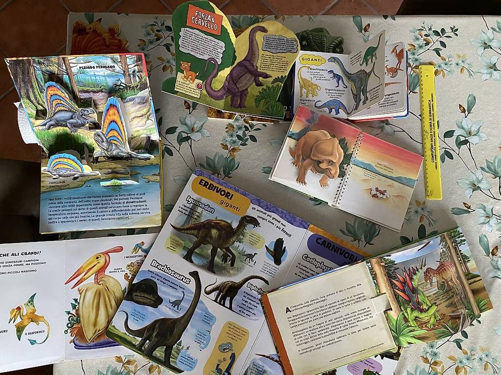 Bücher: 10 Libri sui dinosauri – Gebraucht aus Castel San Pietro von sab_lj2d 1