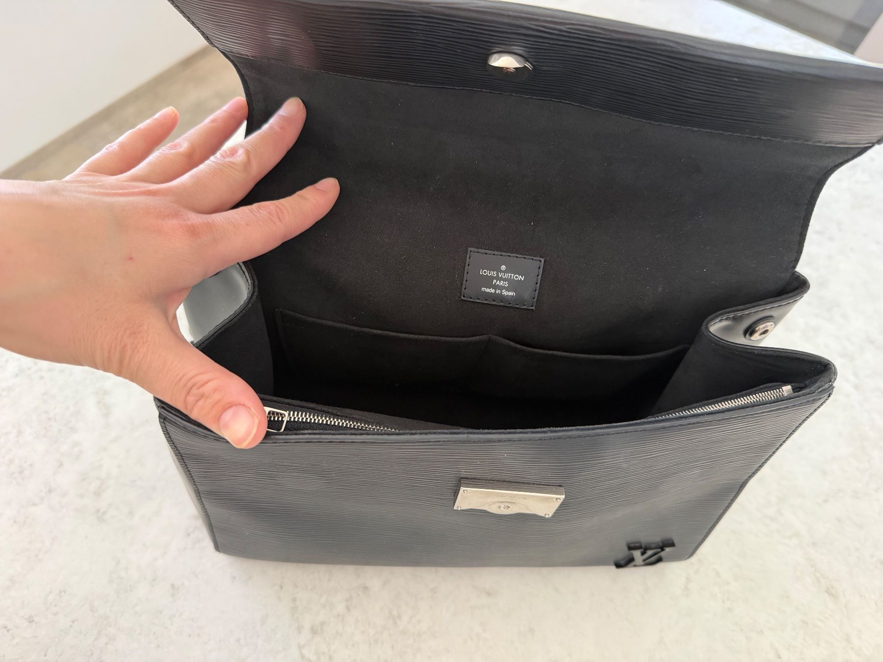 Louis Vuitton Sacs femmes: Louis Vuitton Cluny MM Epi Leder – Neuf (Voir description) à berikon par Fashion_09 3