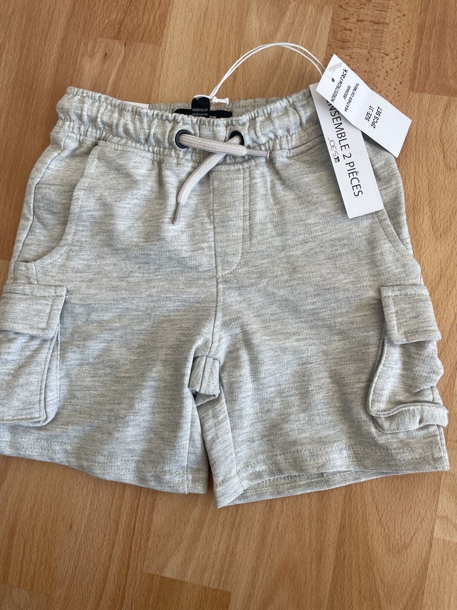 Hosen: Gr. 104 shorts NEU – Gebraucht aus Wädenswil von flo8820