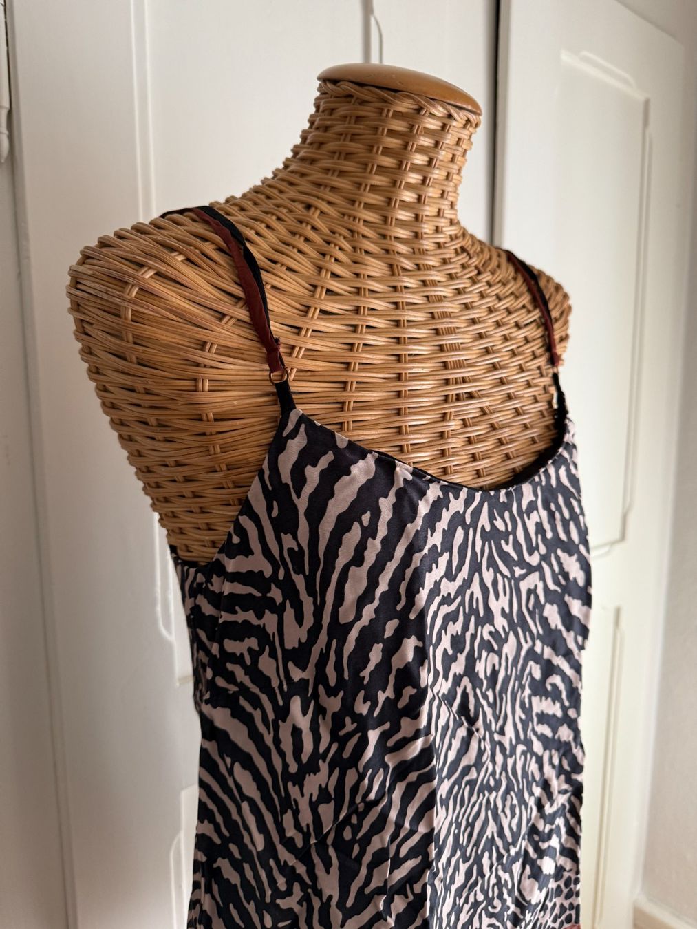 Intimissimi Top: INTIMISSIMI - Satin Top getigert S – Usato da Zürich venduto da Diazaio 1