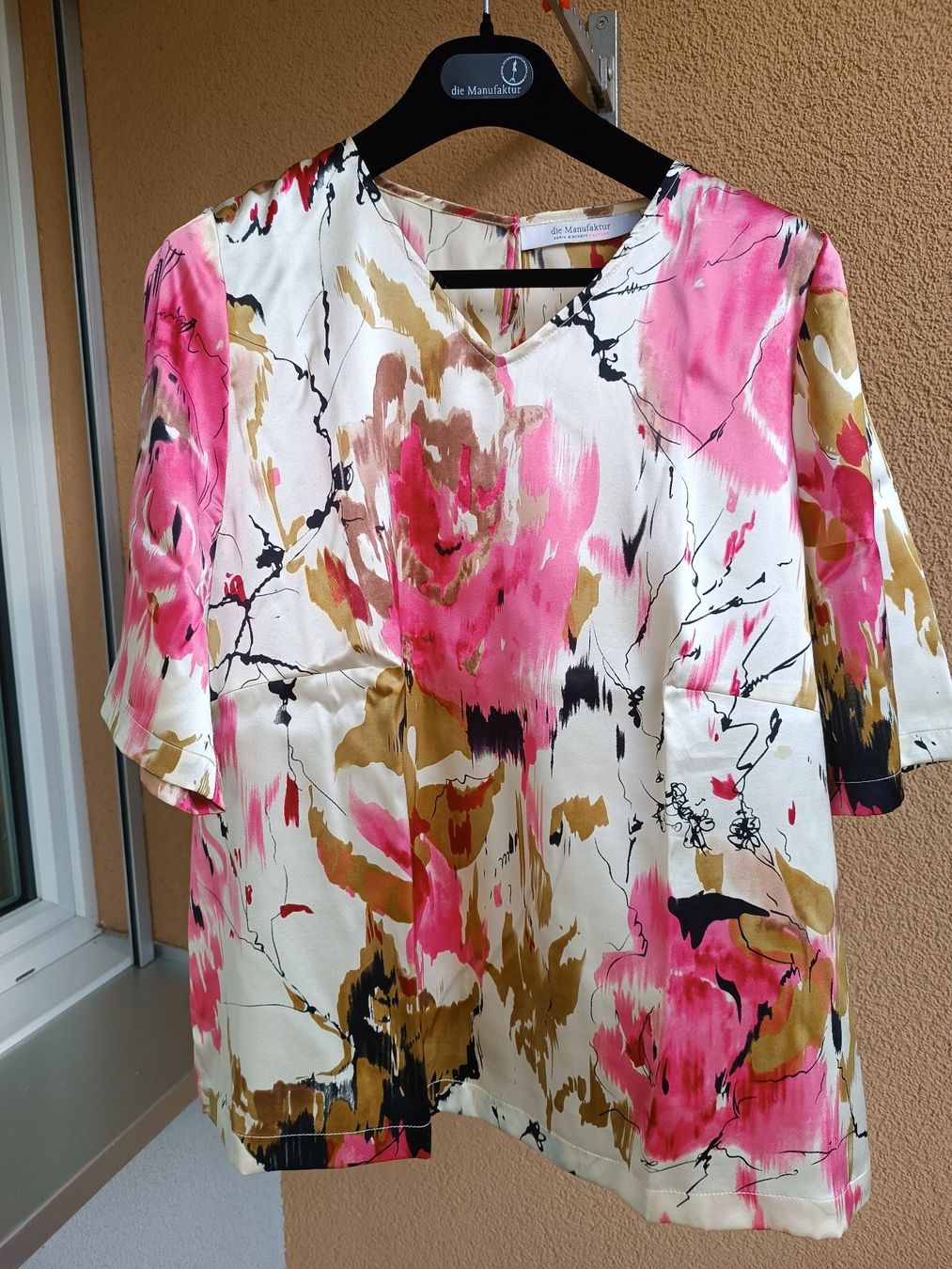 Tops: Seiden-Top beige rot braun – Neu (gemäss Beschreibung) aus Horn von sonjamenzi