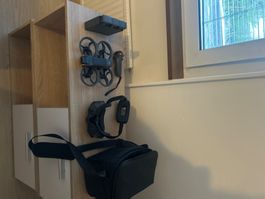 DJI Avata 2 Drohne mit Brille Motion Controller und Tasche