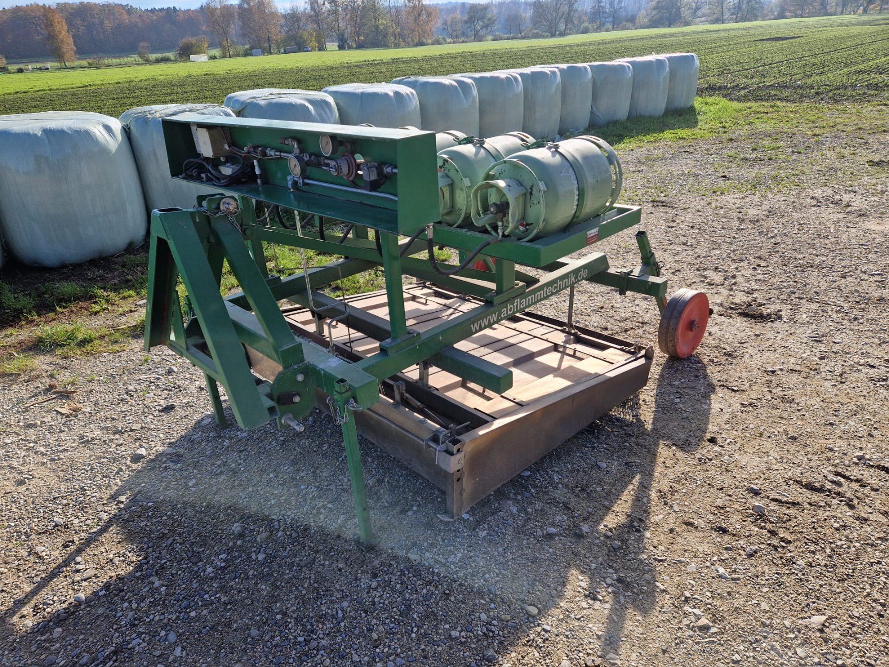 Tutte le macchine: abflammen maschine unkraut für traktor – Usato da Epsach venduto da Damianos1200