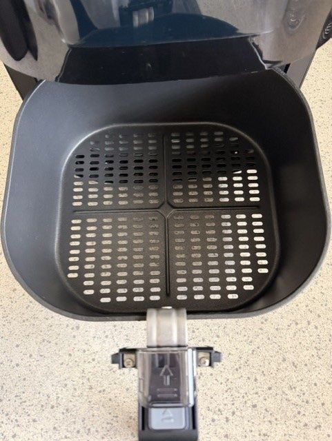 Philips Küchengeräte: AIRFRYER PHILIPS  ESSENTIAL -  XL – Neu (gemäss Beschreibung) aus Dübendorf von kerstinbrisbane 4