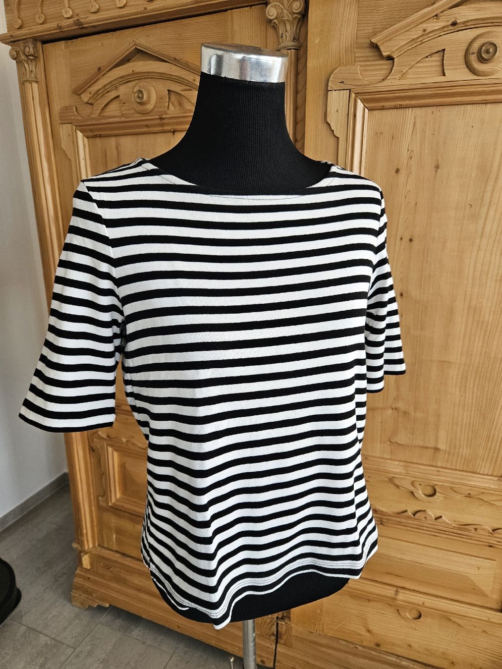 Bonita T-Shirts: schönes T-Shirt, Bonita – Gebraucht aus Wiesendangen von Sinhuk