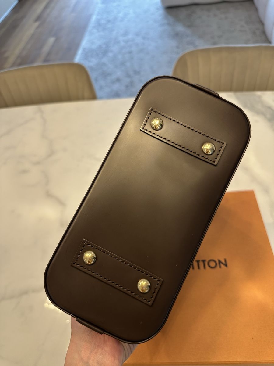 Louis Vuitton Borse da donna: Alma BB Louis Vuitton – Usato da Buchrain venduto da Franciscacsousa 4