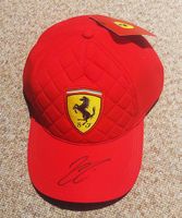 Kimi Räikkönen - Autogramm auf Cap