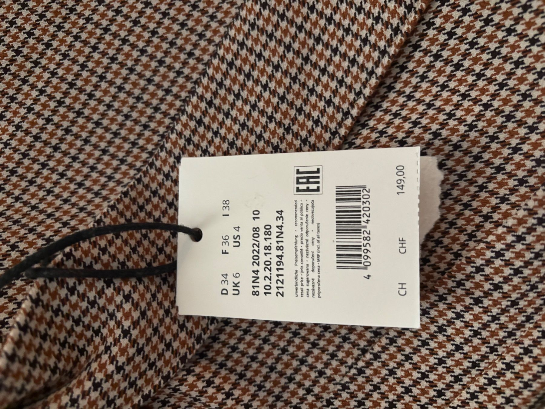 Lots de vêtements: Kleiderpaket – Neuf (Voir description) à Zürich par tinde 9