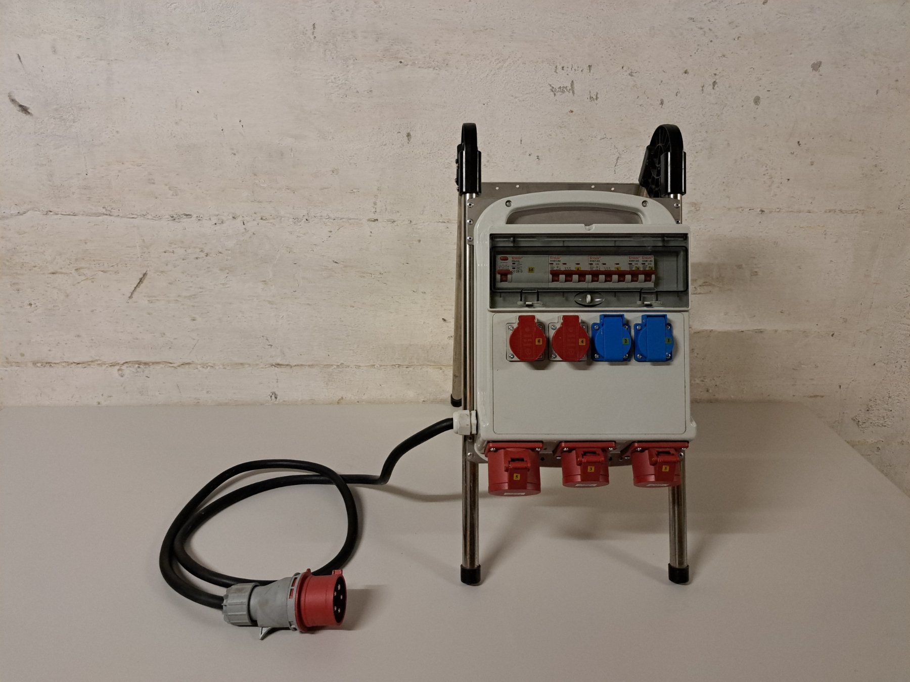 Elektrotechnik: 32A Bauverteiler Stromprovisorium Stromverteiler Neu – Neu (gemäss Beschreibung) aus Belp von deal-now 1