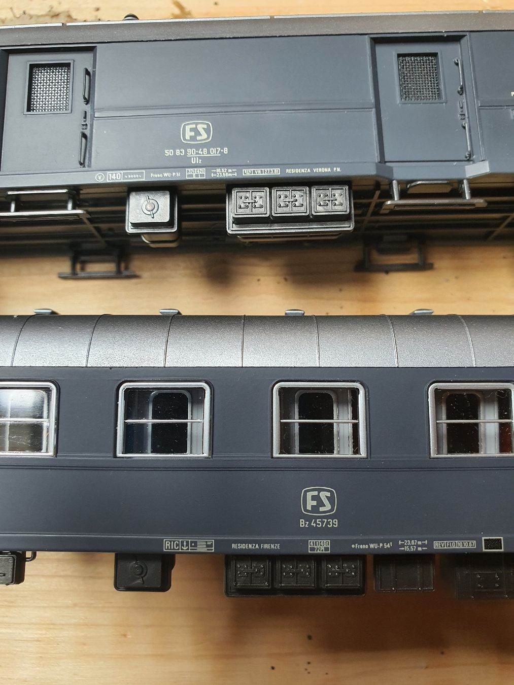 Rivarossi Modellini di ferrovie: Voiture FS Rivarossi – Usato da Lavey-Village venduto da Lofoten93 3