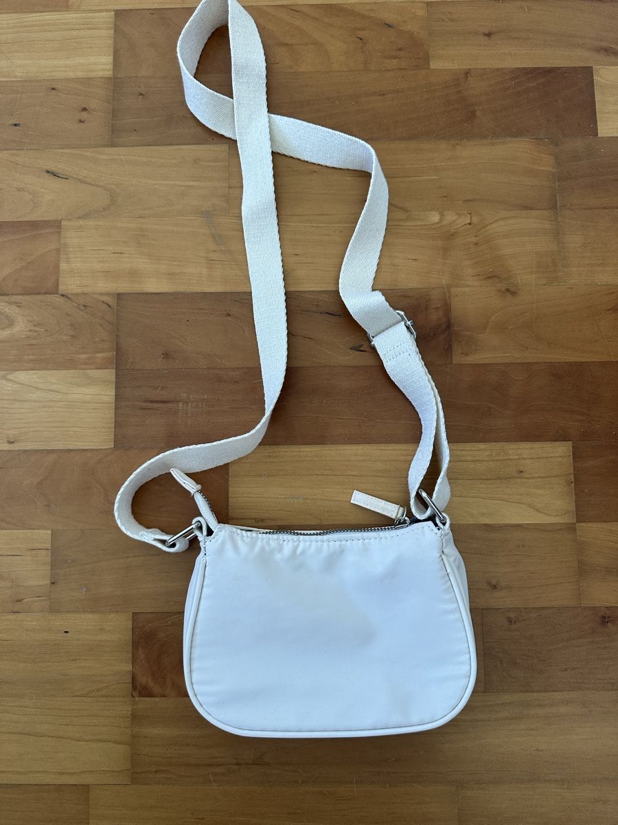 Primark Sacs femmes: weisse Tasche – D'occasion à Romanshorn par ila_2nzf