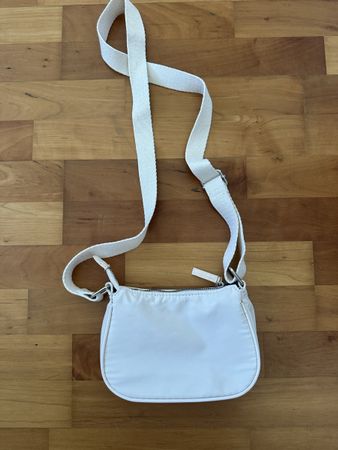 weisse Tasche
