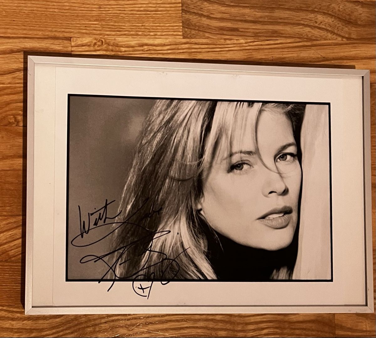 Autografi: Kim Bassinger Autogrammkarte – Usato da Hüntwangen venduto da konizh01 1