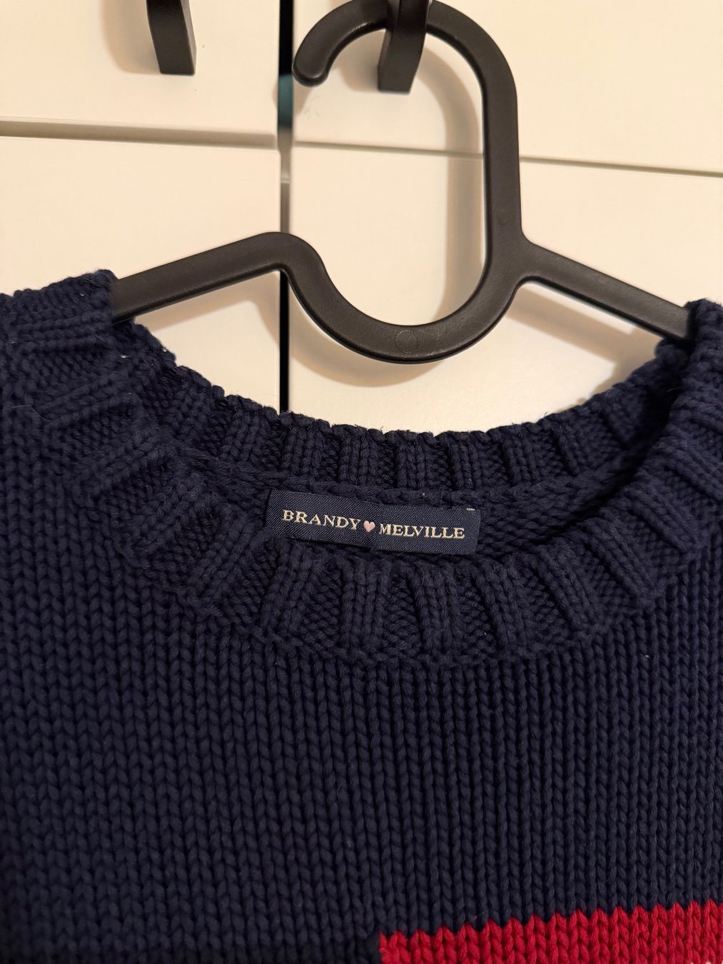 Brandy Melville Pullover & Sweatshirts: Navy Brandy Melville Pullover (One size) – Gebraucht aus Dübendorf von kmag-20 1