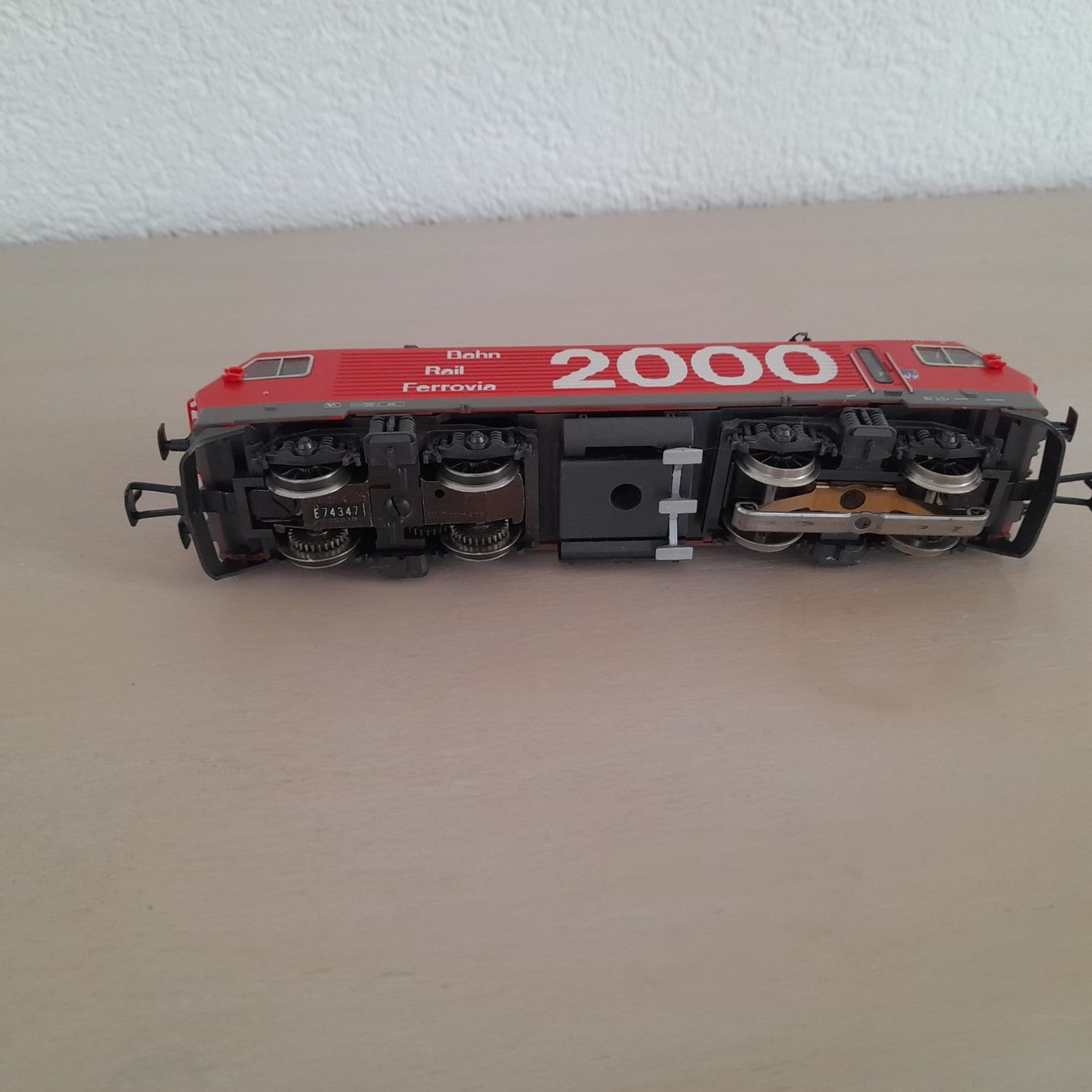 Märklin Modellini di ferrovie: Locomotive Re 4/4  IV Rail 2000 – Usato da Auvernier venduto da gandalf08 6