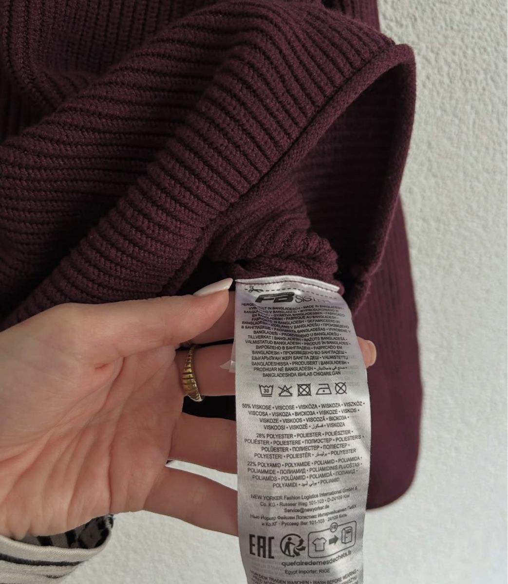 Maglioni & Felpe: Bordeaux roter Strickpullover, Grösse M – Usato da Chur venduto da faja7000 2