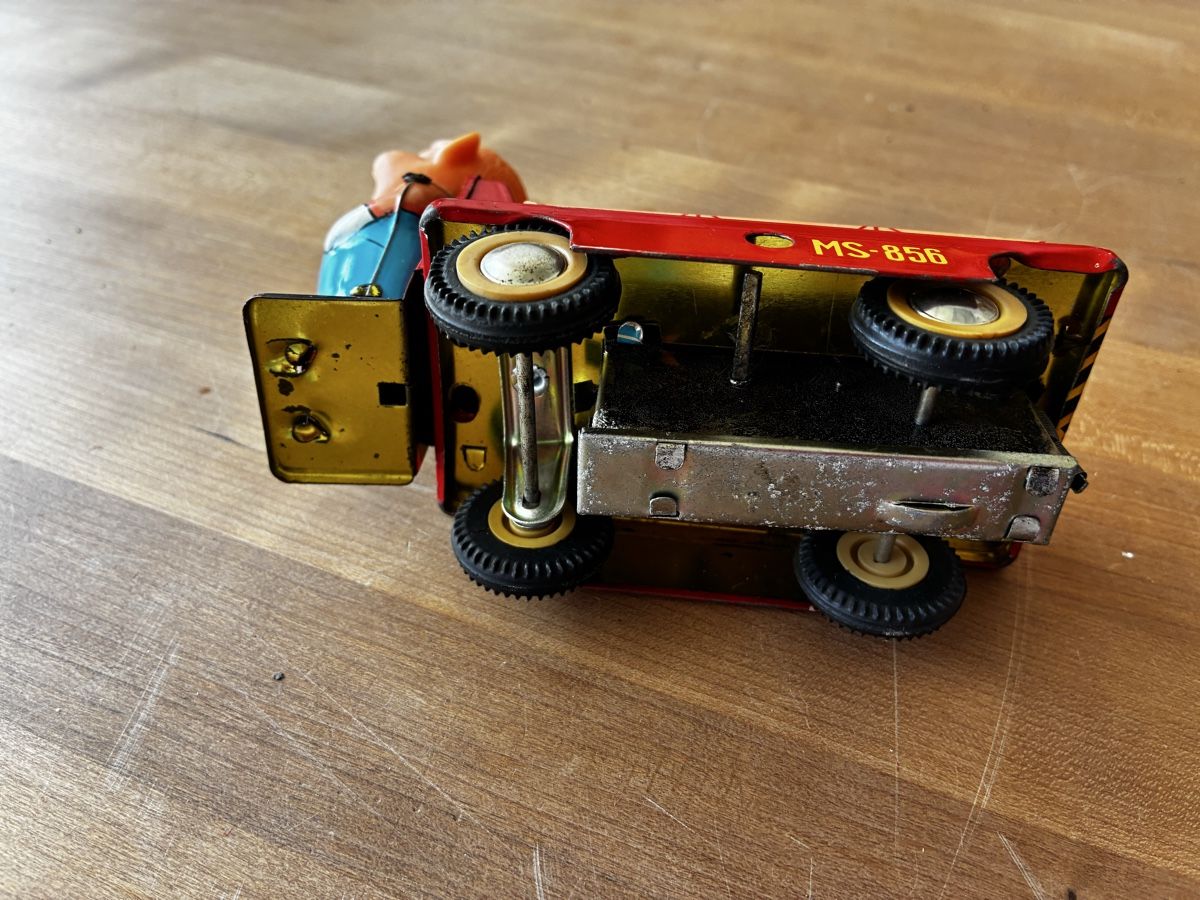 Spielzeuge: Auto Blech Vintage – Gebraucht aus Lengnau BE von Warmbrodt 2
