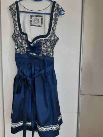 Dirndl Wiesenshop