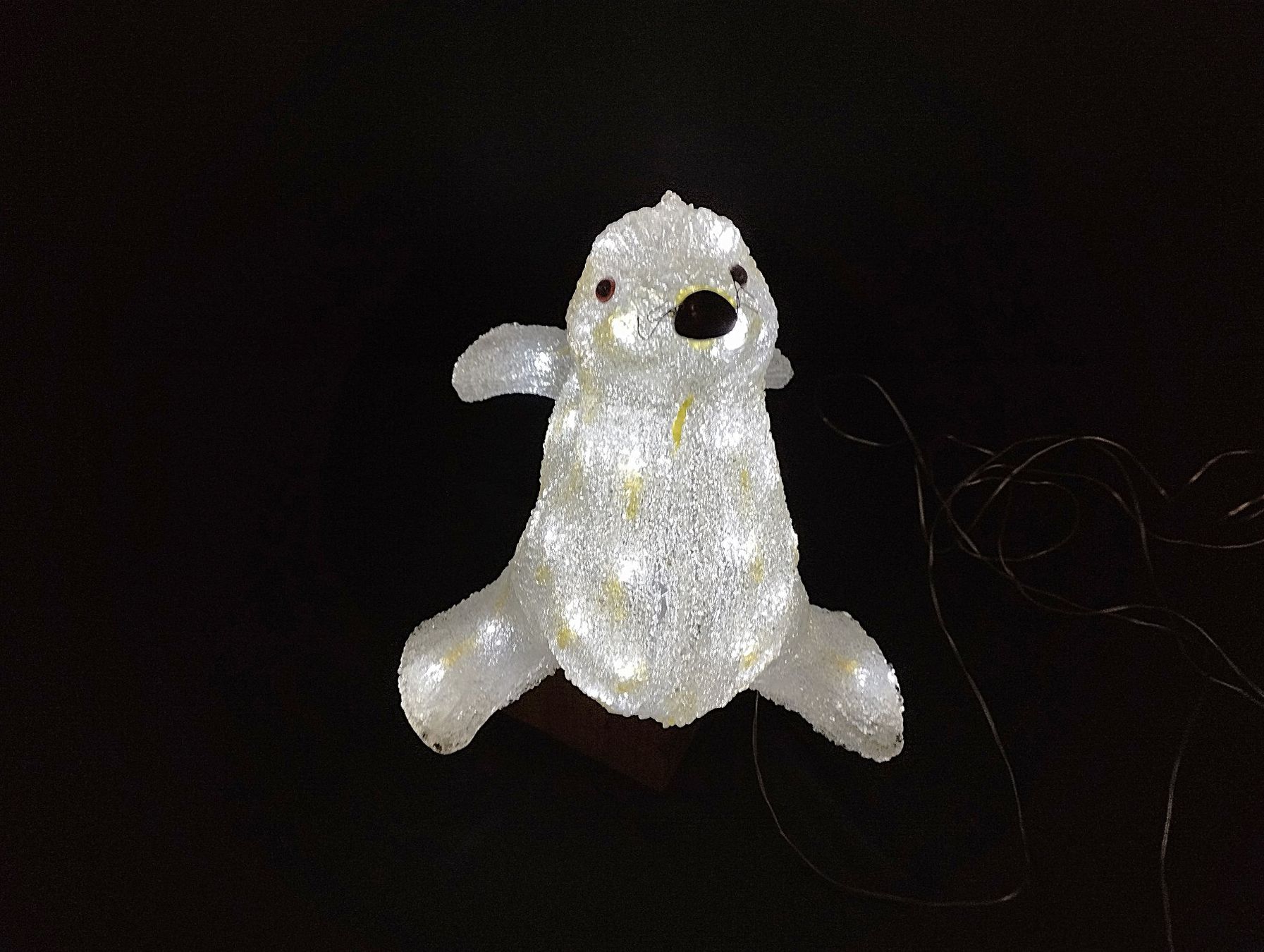 Alle Dekorationen: LED Robbe Weihnachtsdeko – Gebraucht aus Schübelbach von Restwert_Schubelbach 1