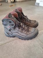 Chaussures de randonnée LOWA - Taille 39
