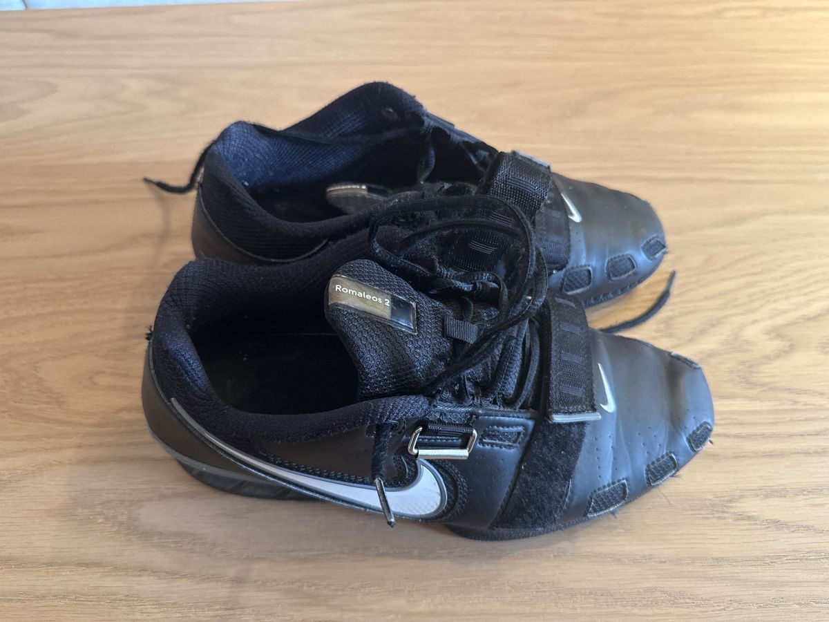 Nike Chaussures hommes: Nike Romaleos 2 Gewichtheberschuhe Schwarz  – D'occasion à Otelfingen par kar_6rlb 1