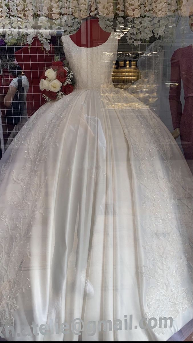 Vestiti: Brautkleid – Nuovo (secondo la descrizione) da Wohlen AG venduto da Arti22 3